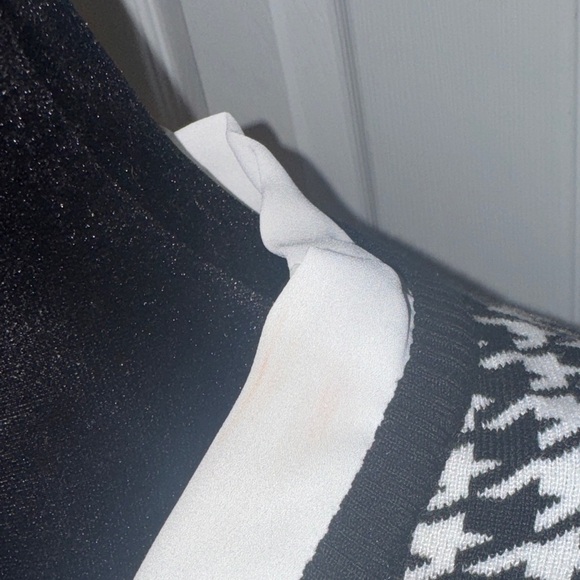 Adrianna Papell Black and White Houndstooth Blouse - Picture 4 of 16